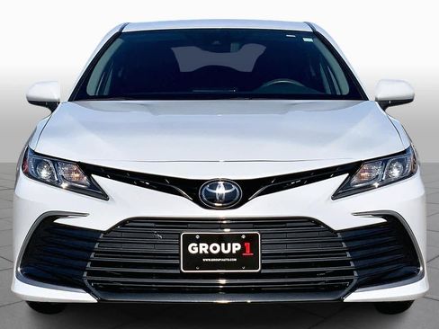 Used 2023 Toyota Camry LE image 3