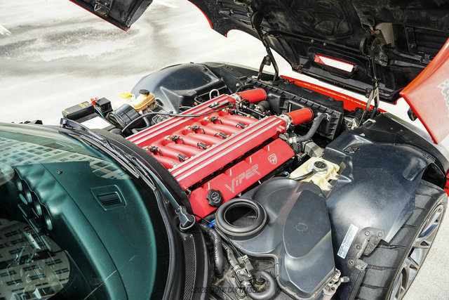 Used 1998 Dodge Viper GTS RWD image 14