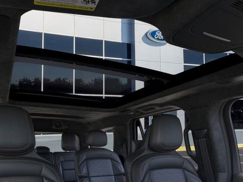 New 2025 Lincoln Navigator Black Label AWD/4WD image 43