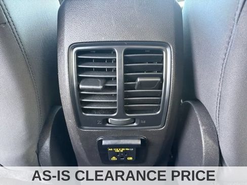 Used 2017 Ford Escape SE w/ Equipment Group 201A AWD/4WD image 19
