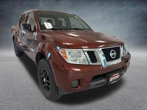 Used 2016 Nissan Frontier SV AWD/4WD image 3