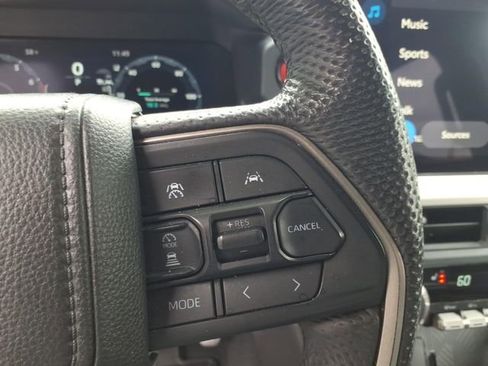 Used 2023 Toyota Tacoma TRD Off-Road w/ Technology Package RWD image 21