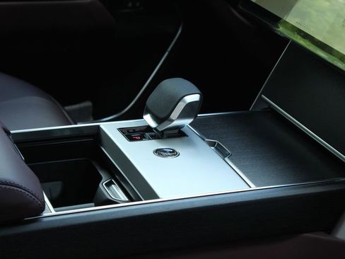 New 2026 Land Rover Range Rover SE AWD/4WD image 24