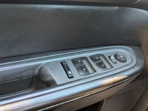 Used 2014 GMC Acadia SLT AWD/4WD image 31