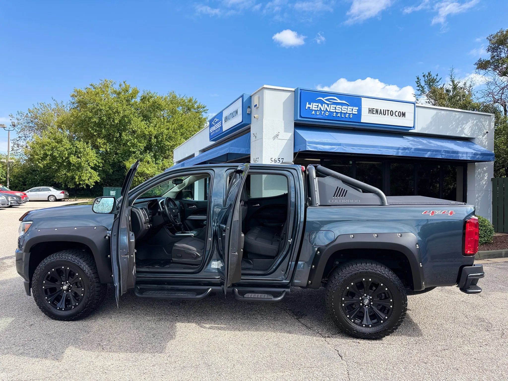 Used 2019 Chevrolet Colorado LT w/ LT Convenience Package AWD/4WD image 20