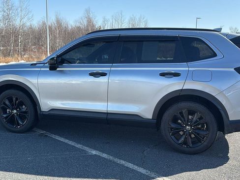 Used 2024 Honda CR-V Sport Touring image 11