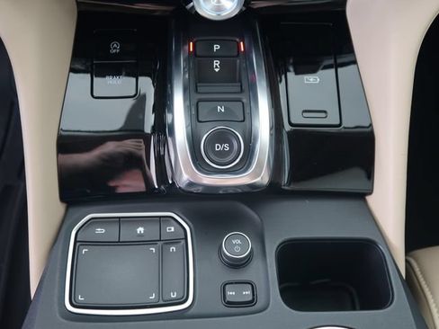 Used 2022 Acura MDX FWD w/ Technology Package image 28