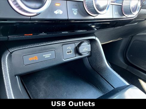 Used 2023 Honda Civic Sport image 15