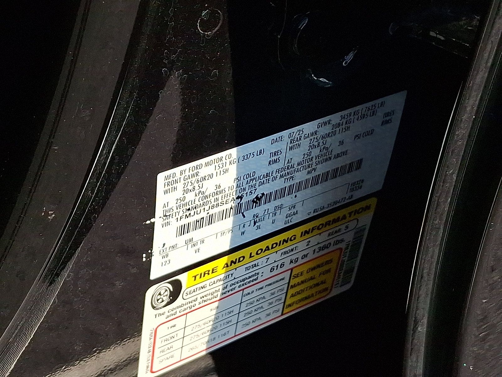 Used 2025 Ford Expedition Active AWD/4WD image 30