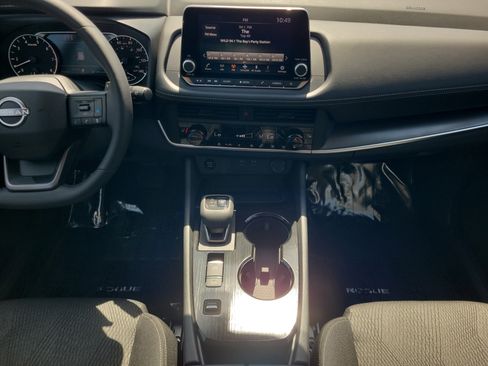 New 2026 Nissan Rogue SV w/ Cold Weather Package image 17