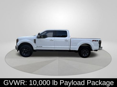 Used 2017 Ford F250 Lariat w/ Lariat Value Package image 4