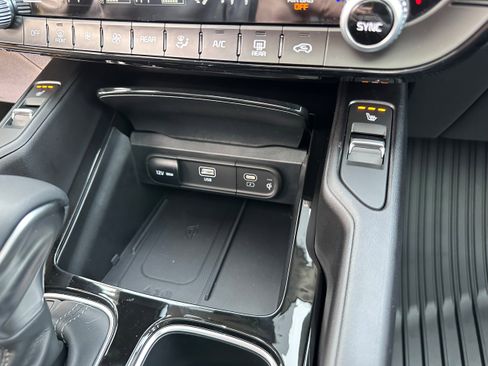 New 2025 Kia Telluride S image 46