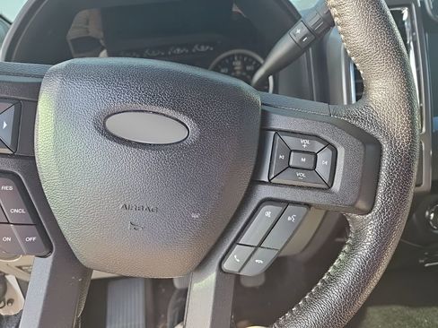 Used 2015 Ford F150 XLT w/ Equipment Group 302A Luxury image 12