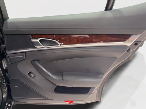 Used 2011 Porsche Panamera 4 image 25