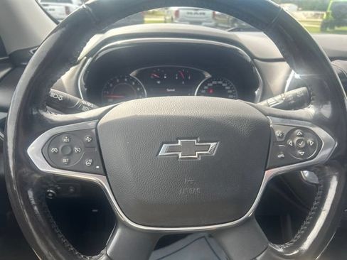 Used 2021 Chevrolet Traverse RS AWD/4WD image 28