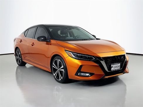 Used 2023 Nissan Sentra SR w/ SR Premium Package image 3