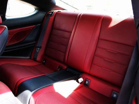 Used 2016 Lexus RC 200t image 11