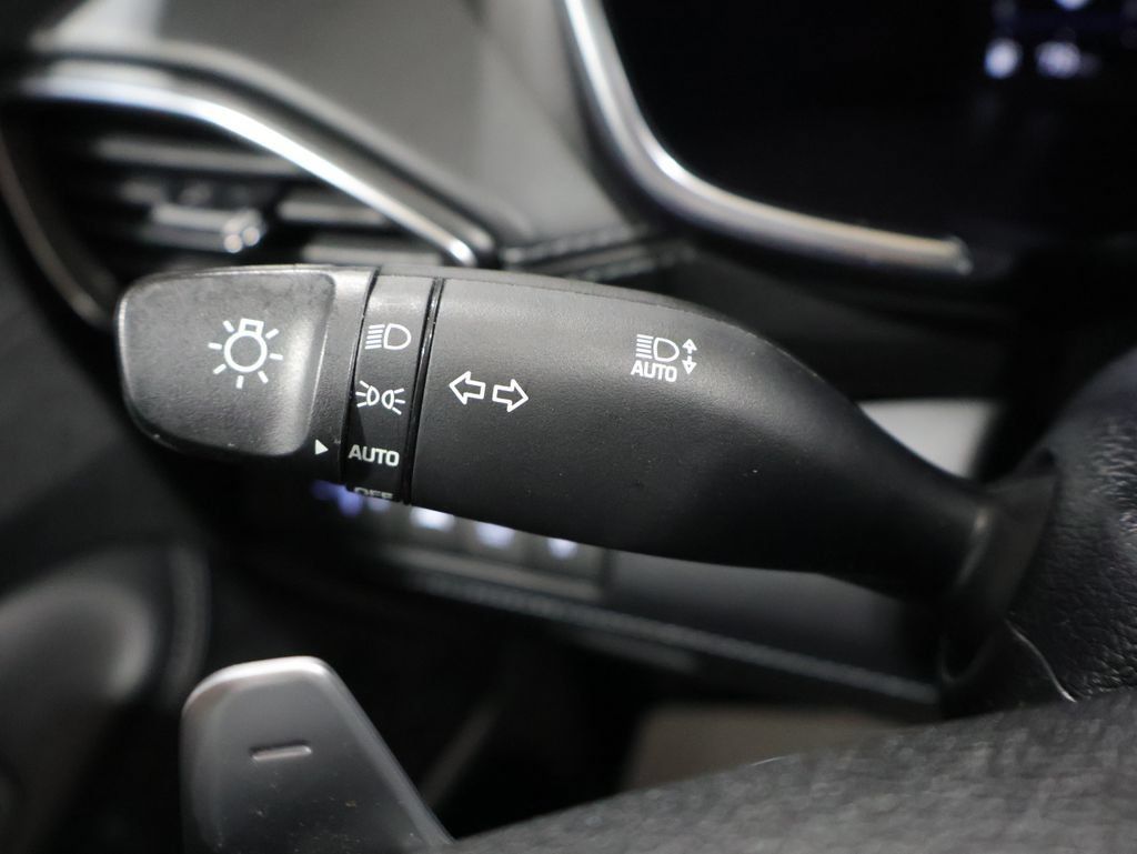 Used 2022 Hyundai Santa Fe SEL w/ Convenience + Premium Package AWD/4WD image 39