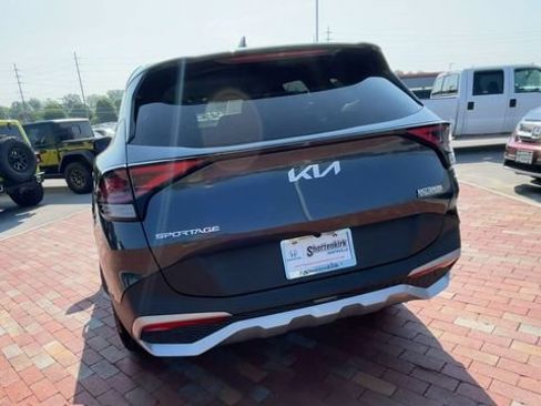Used 2023 Kia Sportage EX FWD image 8