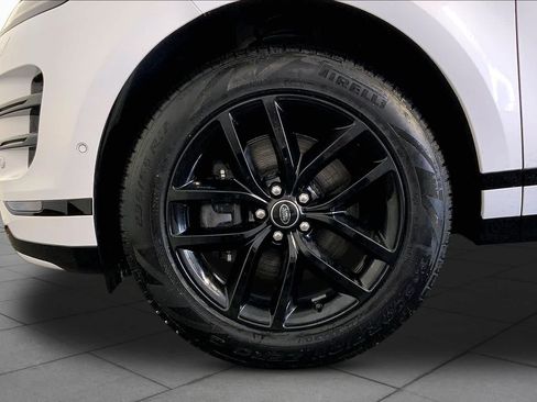 Used 2026 Land Rover Range Rover Evoque Dynamic SE AWD/4WD image 11