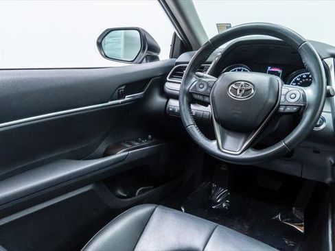 Used 2022 Toyota Camry SE w/ Convenience Package FWD image 26