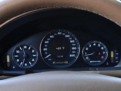 Used 2007 Mercedes-Benz E 63 AMG Sedan image 10