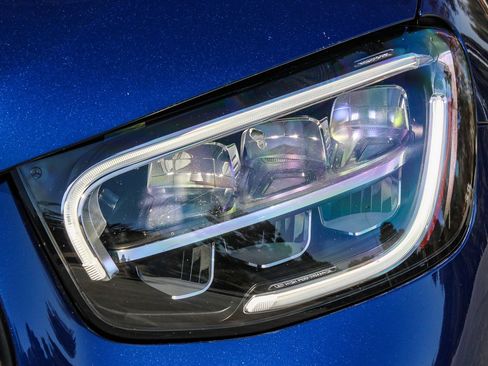 Certified 2020 Mercedes-Benz GLC 43 AMG 4MATIC image 5