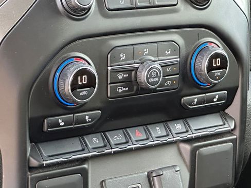 Used 2020 Chevrolet Silverado 1500 LT w/ All-Star Edition image 14