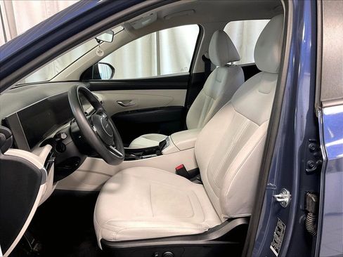 Certified 2025 Hyundai Tucson SEL AWD/4WD image 10