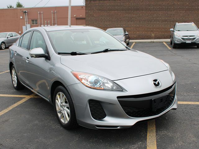 Used 2012 MAZDA MAZDA3 i Touring FWD image 4