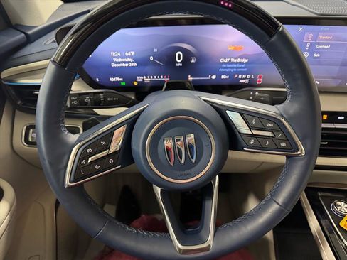 Used 2025 Buick Enclave Avenir w/ Super Cruise Package image 26