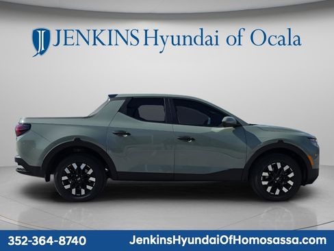 New 2026 Hyundai Santa Cruz SE FWD image 3