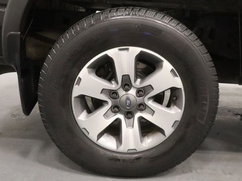 Used 2014 Ford F150 FX4 w/ Equipment Group 402A Luxury AWD/4WD image 27