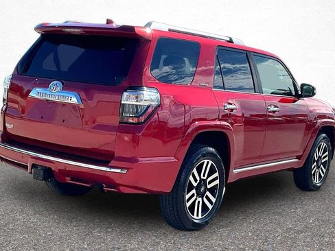 Certified 2022 Toyota 4Runner Limited AWD/4WD image 9