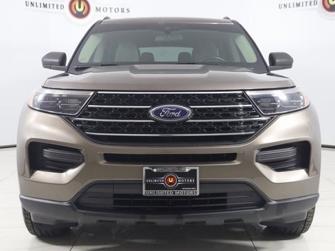 Used 2021 Ford Explorer XLT image 51
