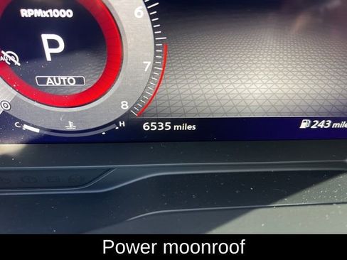 Used 2025 Nissan Pathfinder Platinum image 13