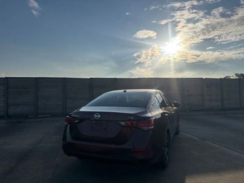Certified 2023 Nissan Sentra SV FWD image 18