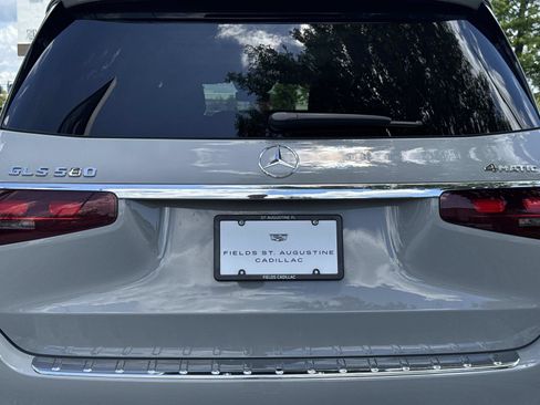 Certified 2024 Mercedes-Benz GLS 580 4MATIC image 10