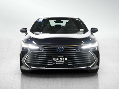 Used 2022 Toyota Avalon Limited FWD image 8