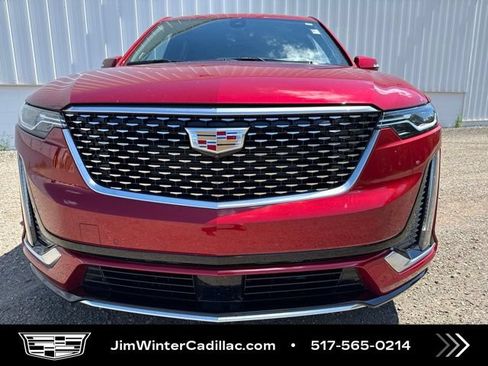 Certified 2025 Cadillac XT6 Premium Luxury w/ Technology Package AWD/4WD image 3