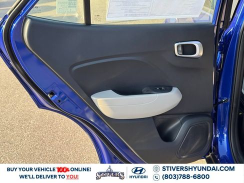 Certified 2026 Hyundai Venue SEL FWD image 19