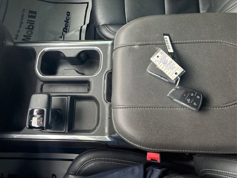 Used 2023 Chevrolet Silverado 1500 RST w/ Z71 Off-Road Package image 12