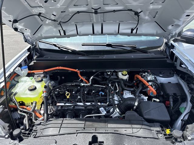Used 2026 Ford Maverick XLT w/ XLT Luxury Package FWD image 24