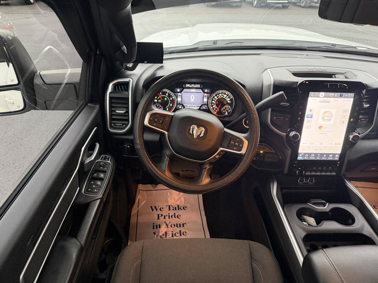 Used 2024 RAM 3500 Big Horn w/ Level 2 Equipment Group AWD/4WD image 15