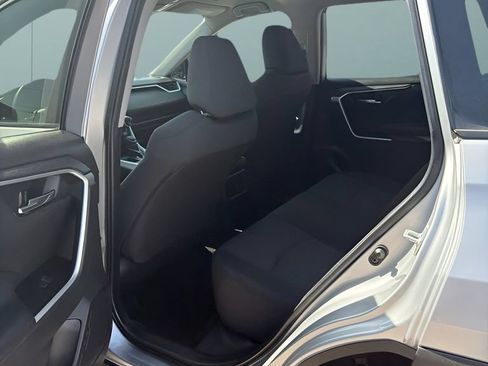Used 2024 Toyota RAV4 XLE FWD image 12