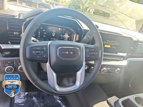 New 2026 GMC Sierra 1500 Elevation AWD/4WD image 16