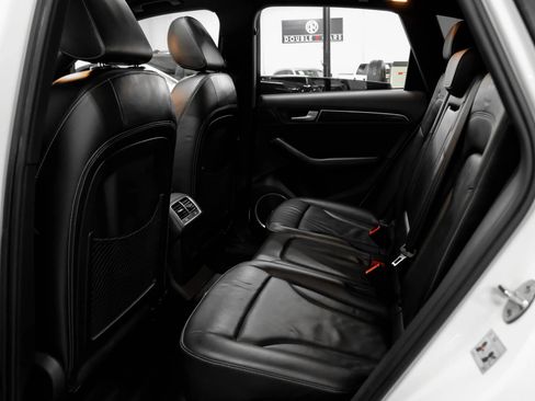 Used 2017 Audi SQ5 Premium Plus AWD/4WD image 38
