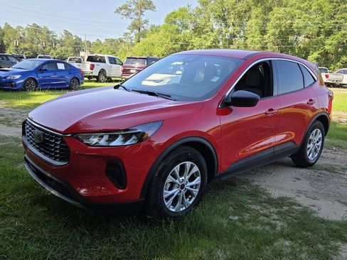 Used 2024 Ford Escape Active w/ Tech Pack #1 FWD image 4