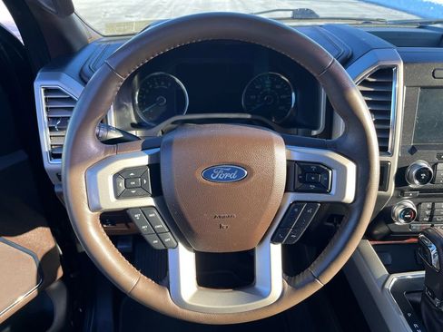Used 2015 Ford F150 King Ranch image 16