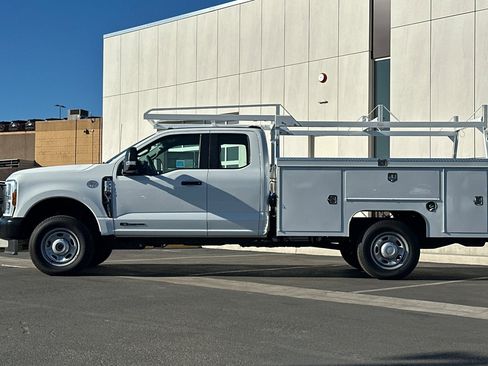 Used 2024 Ford F350 XL image 6
